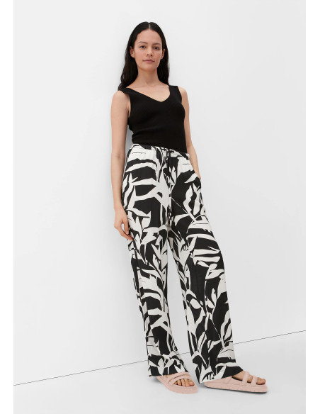 S.OLIVER Trousers with a crêpe texture 2131909-99A3 | BON FASHION