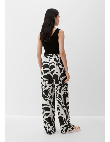 S.OLIVER Trousers with a crêpe texture 2131909-99A3 | BON FASHION