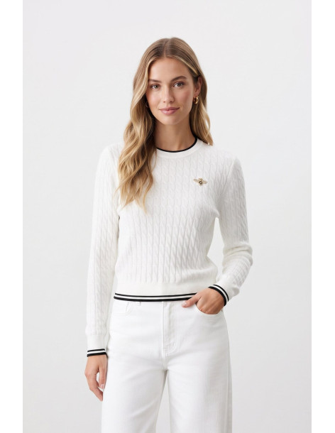 BON FASHION Πλεκτό πουλόβερ με πλέξη και κεντημένη μέλισσα στο στήθος 78102-ΛΕΥΚΟ